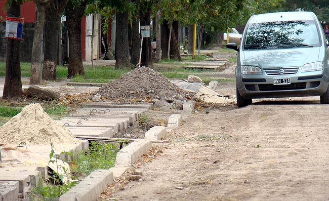 Las calles deben ser preservadas y los camiones de gran porte están en la mira (Archivo).