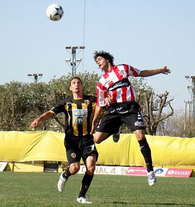 Libertad quiere seguir sumando fuera de casa esta noche (Archivo).