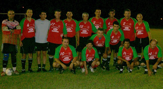 El plantel de veteranos del Sunchales Cicles Club.