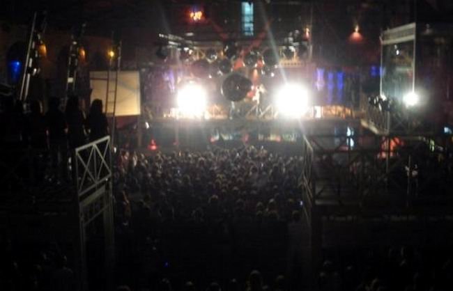 Las promociones de bebidas 2x1 suelen ser un gancho sumamente utilizado en los locales bailables locales (Internet).