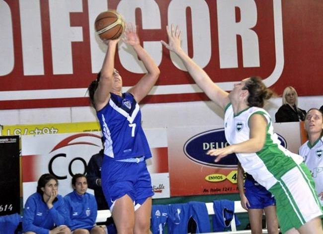 Vélez no le dio chances a Unión de Sunchales (Foto Prensa FFBRA).