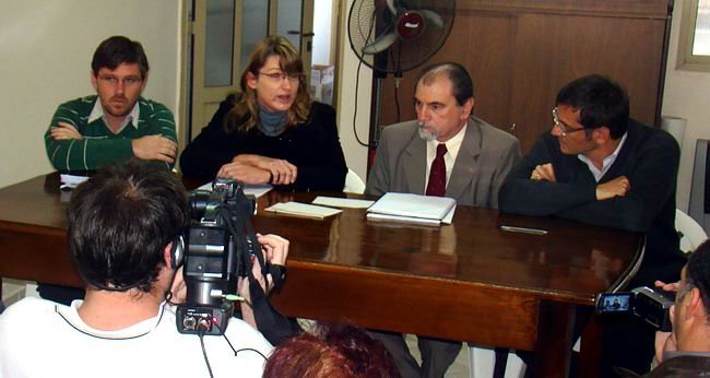 El ministro y candidato a Senador, durante la presentación de la lista.