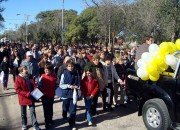 Muchos custodiaron y acompañaron a la Virgen en la peregrinación (Foto: María José Beccaria).