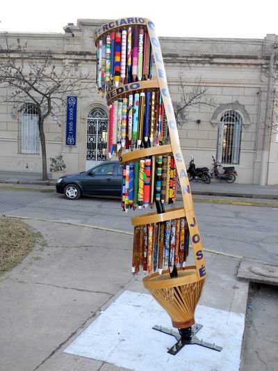 Lapiz_SanJose400 Así lucía el lápiz al ser inaugurado.