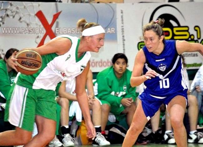 Unión, de local, intentará clasificar al Final Four (Internet).