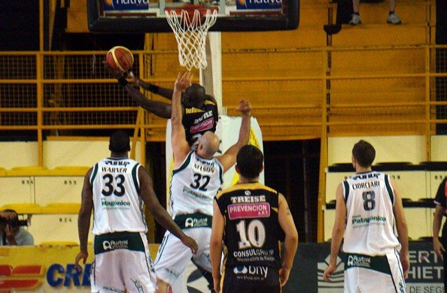 Lib_Gimnasia141211_1000