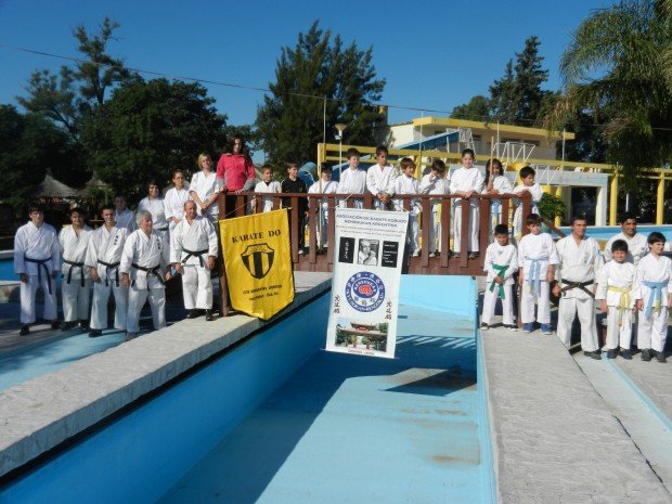 Los alumnos de Karate de Libertad.