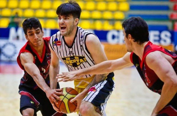 Barovero, figura del partido (Foto: Fiba Americas).