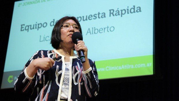 Licenciada L. Alberto, embajadora honoraria de la Federación Mundial de Enfermería en Cuidados Críticos.