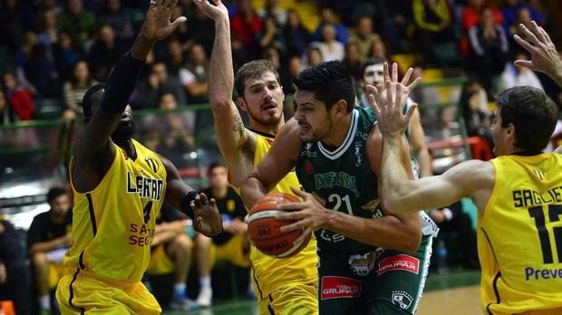 Los Tigres tuvieron una gran noche a pesar de las ausencias (Foto: La Voz).