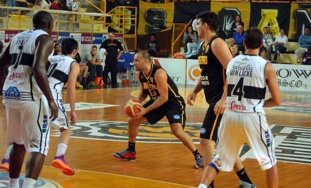 Libertad Olimpico 201015 01