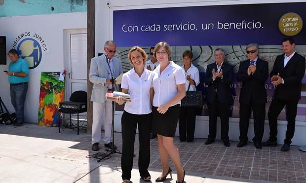 Uno de los momentos del acto inaugural, en Villa Minetti.