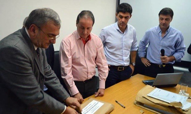 Gasoducto-Apertura-Sobres