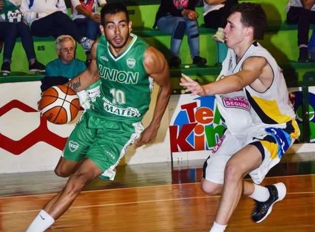 Libertad tuvo un gran cierre y se quedó con el encuentro inicial (Foto: Valeria Batistón).