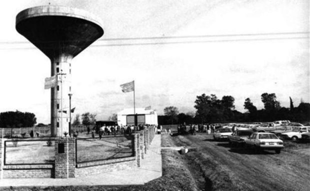 Inauguración del embudo perteneciente a la Cooperativa.