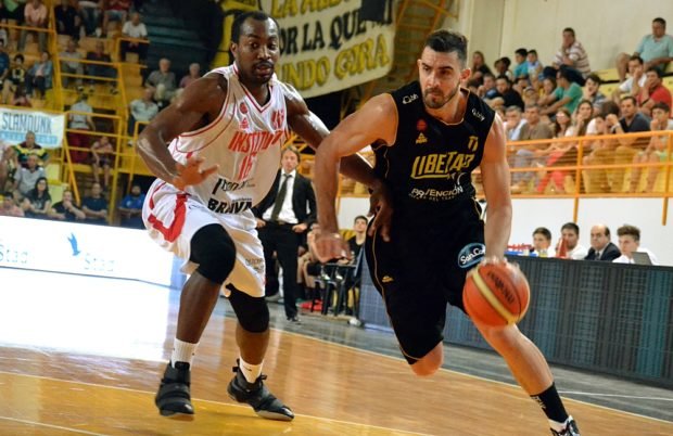 Vega, de a poco va retomando el ritmo y juego que evidenciaba antes de la lesión.